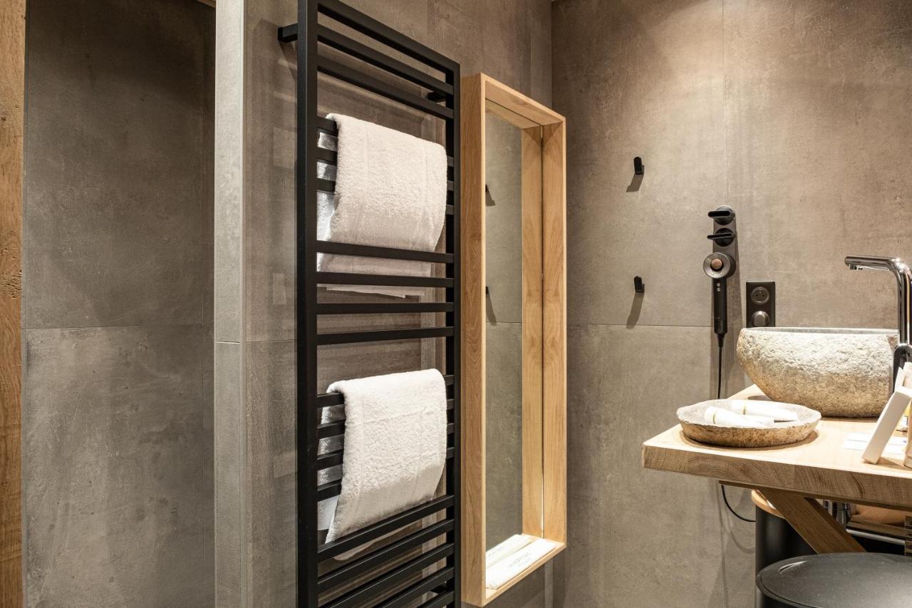 Le Studio Des Pres Verts Suite Design Avec Jacuzzi Privatif Jouey Exteriör bild